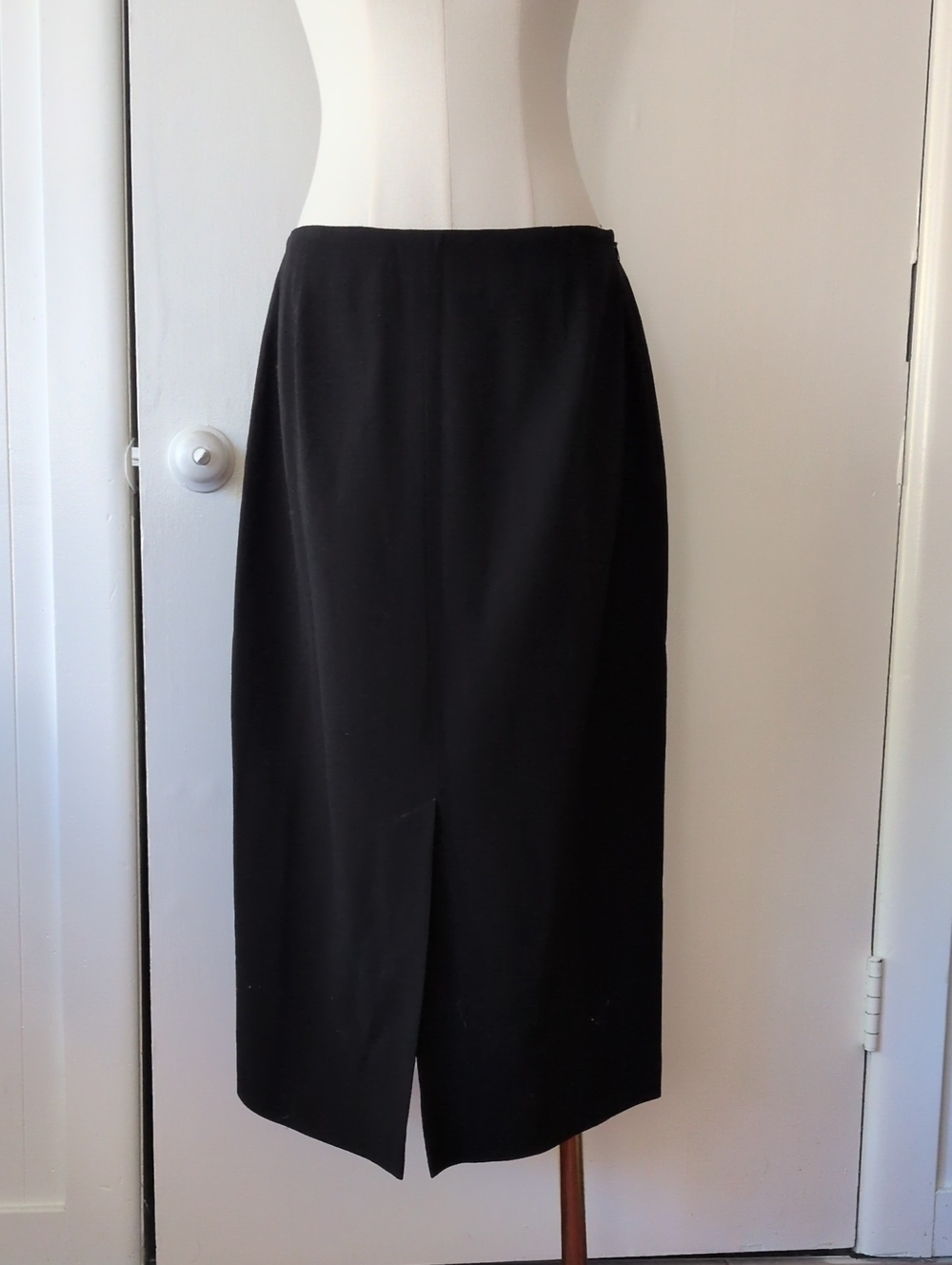 Jones Wear Black Pencil Skirt with Front Slit - Size 10